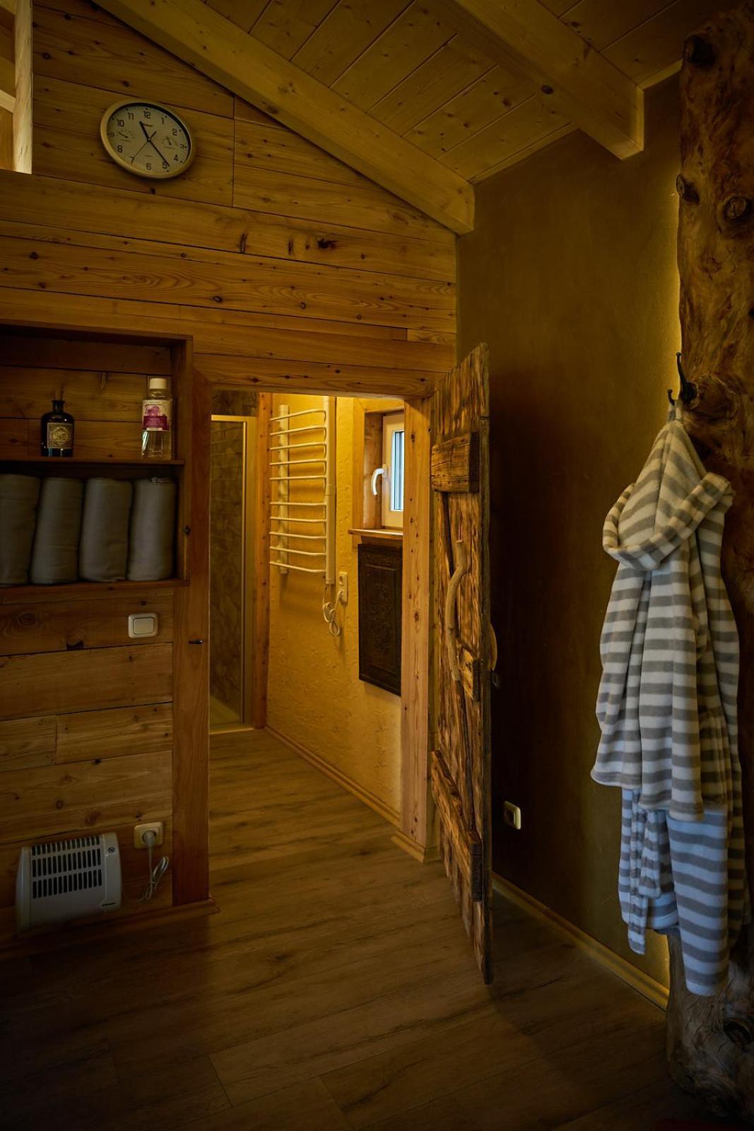 Hotel Olbernhau Mit Sauna - Kleines Landhotel Zur Ofenschenke Ngoại thất bức ảnh