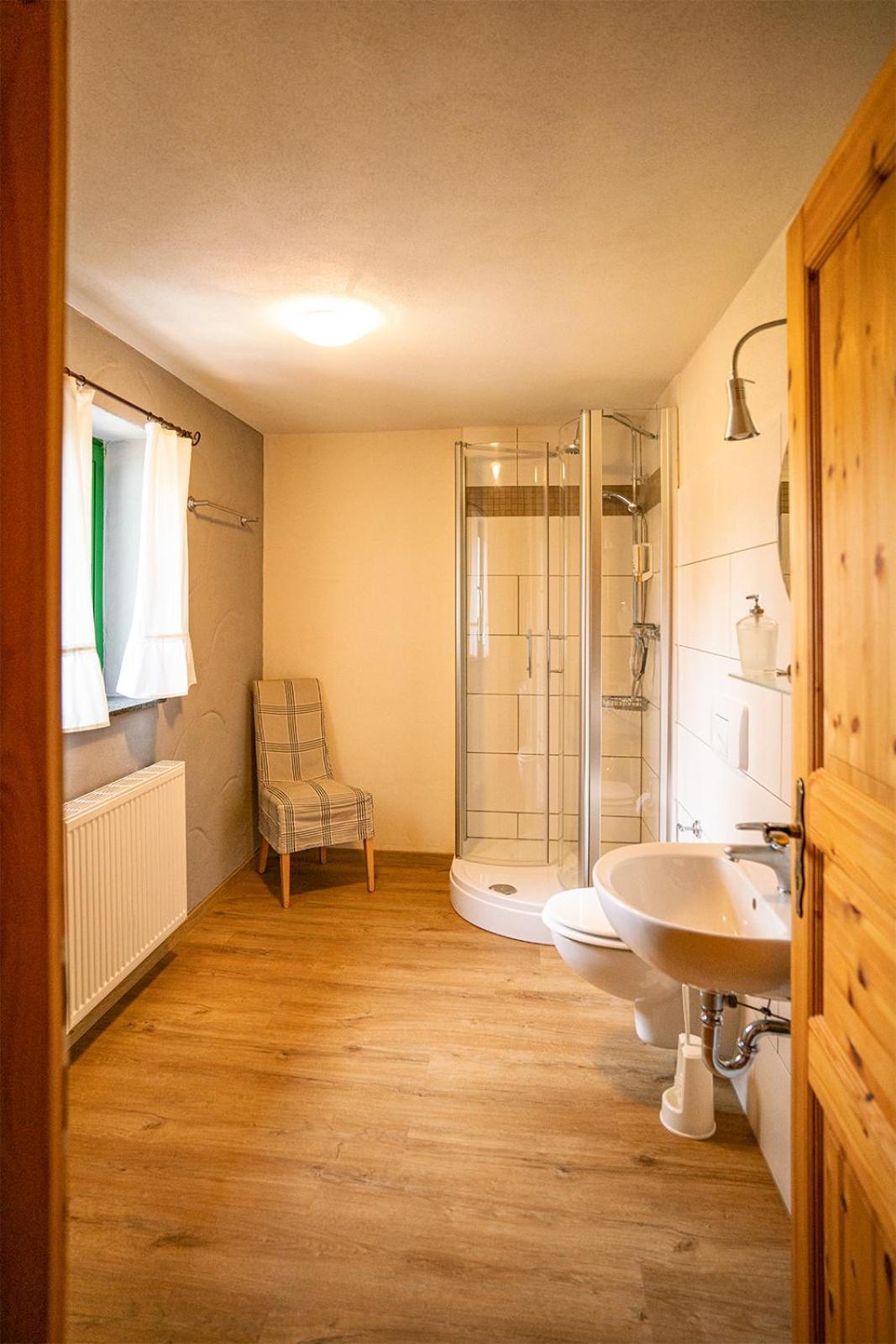 Hotel Olbernhau Mit Sauna - Kleines Landhotel Zur Ofenschenke Ngoại thất bức ảnh