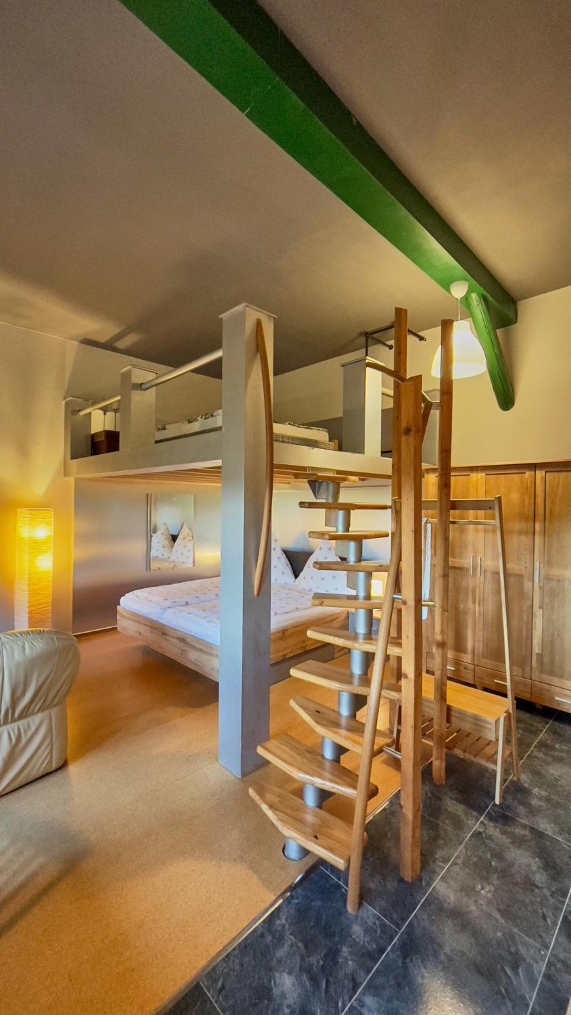 Hotel Olbernhau Mit Sauna - Kleines Landhotel Zur Ofenschenke Ngoại thất bức ảnh